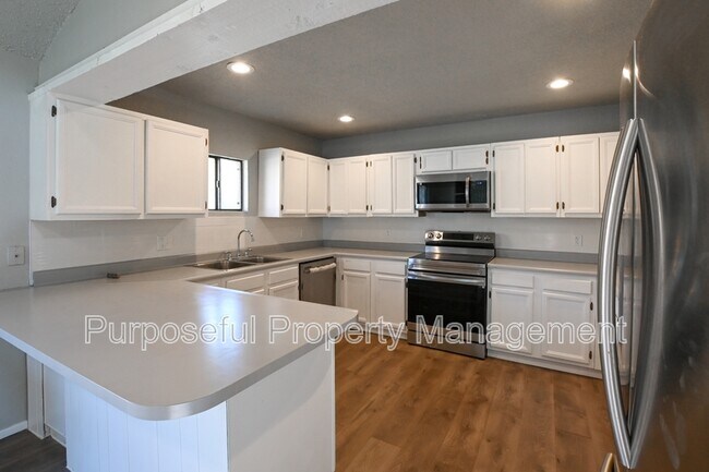 Building Photo - 8224 NW 87th St