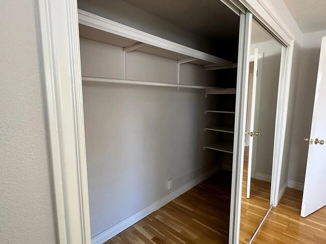 Building Photo - 515 W 100 S