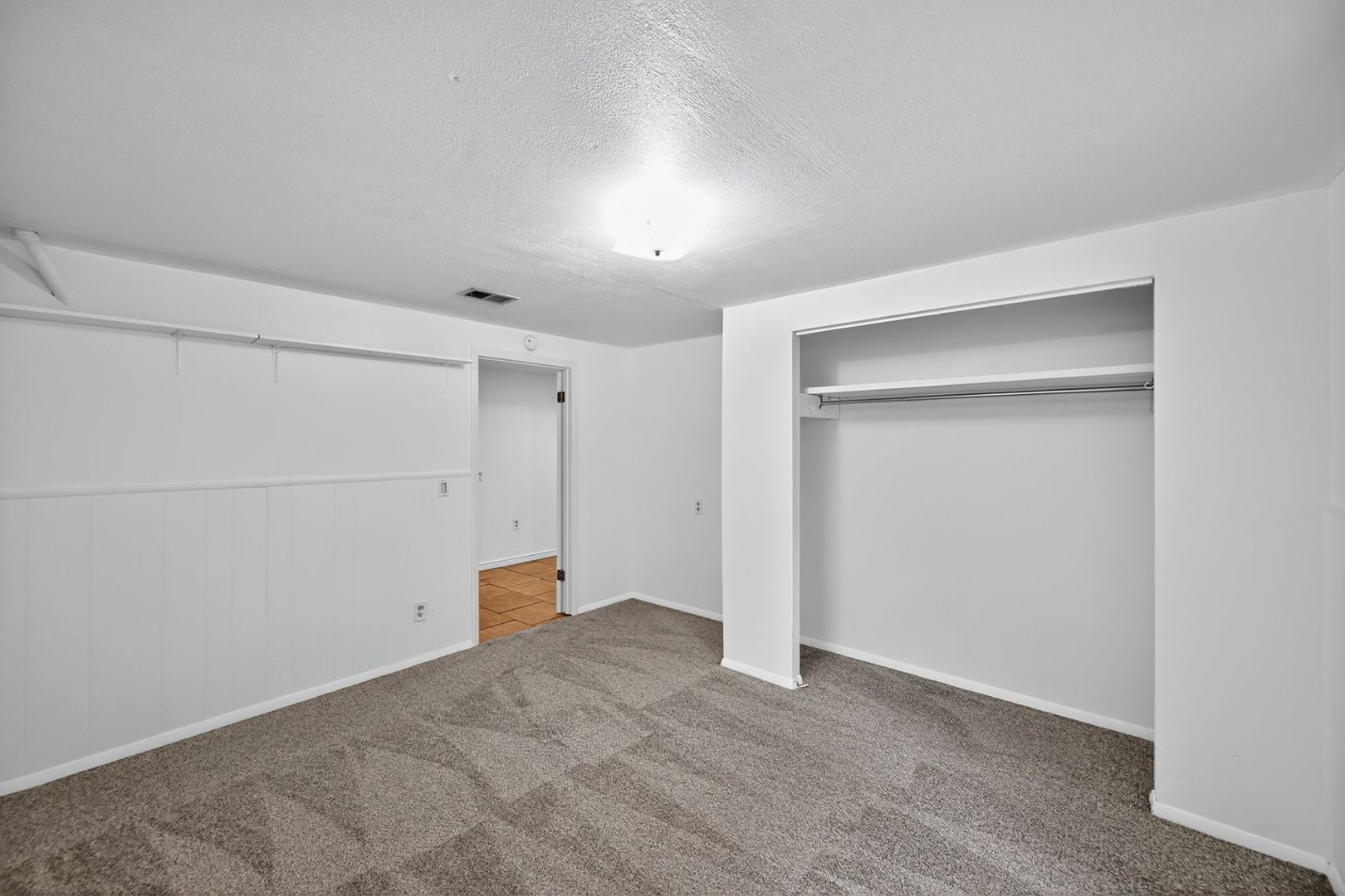 Building Photo - 9302 W Louisiana Ave