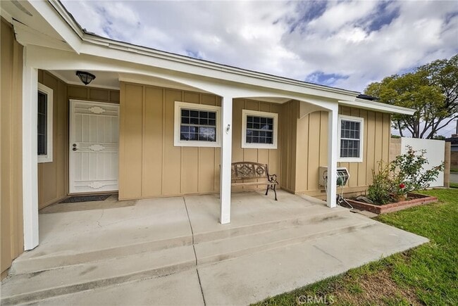 Building Photo - 4201 Franklin Ave