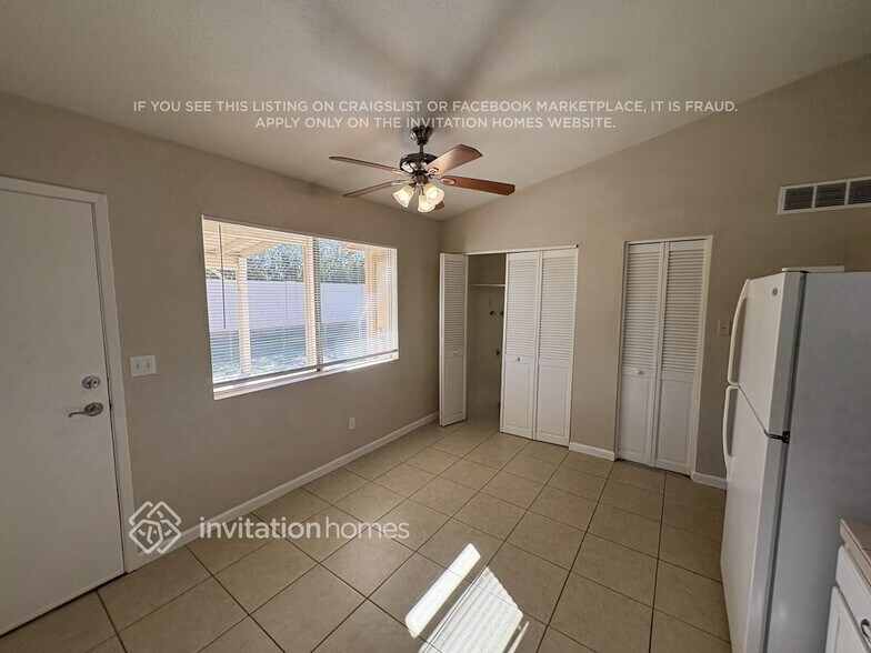 Building Photo - 6801 W Shangri La Rd