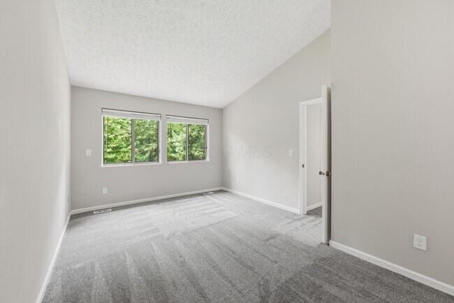 Building Photo - 205 Brownsfell Dr