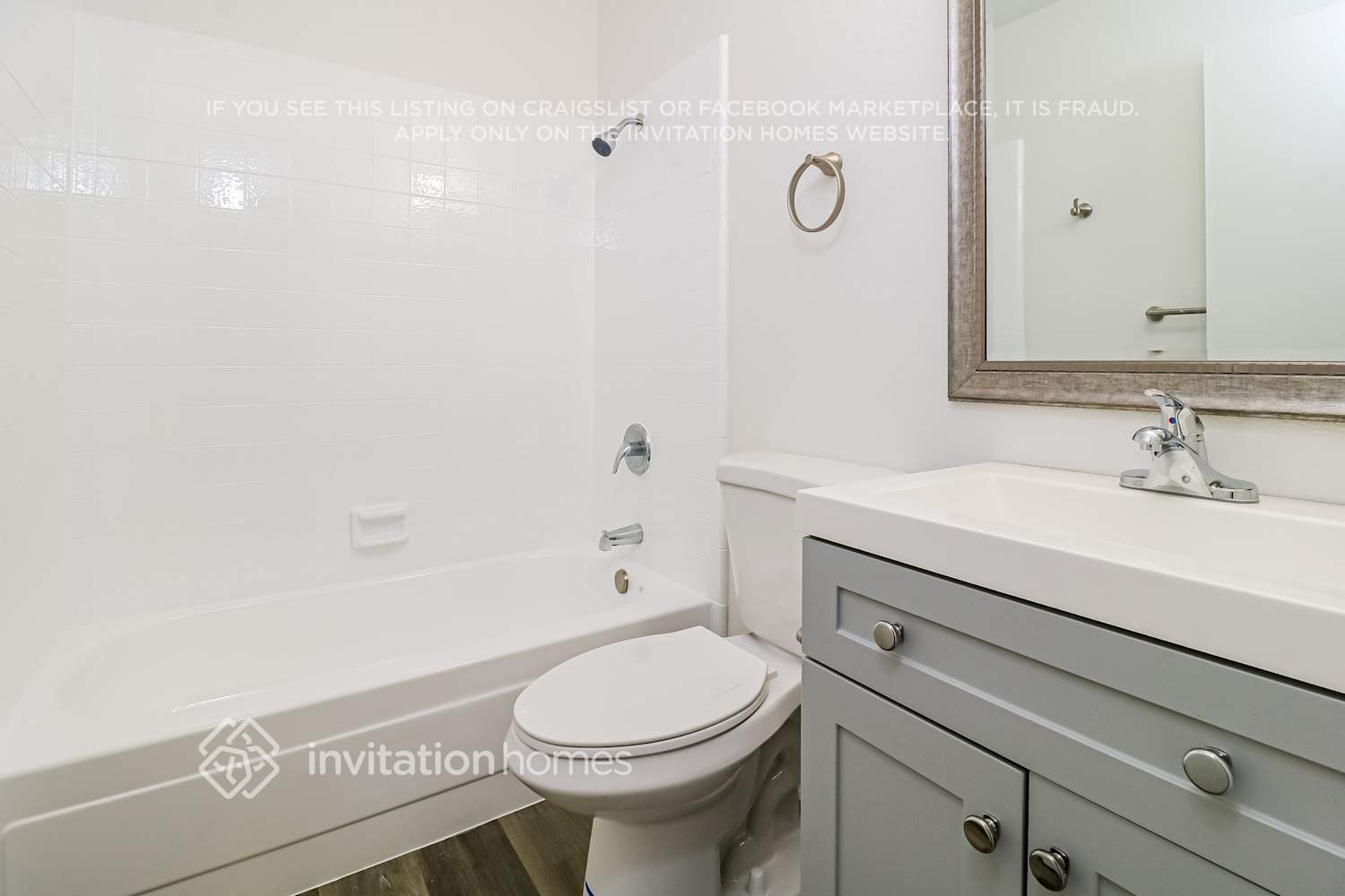 Building Photo - 8937 W Malapai Dr