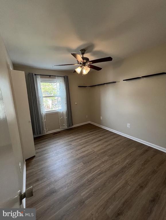 Building Photo - 10108 Sabin Dr