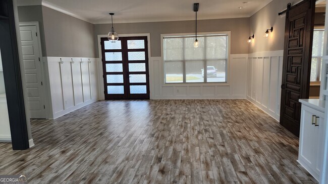 Building Photo - 143 Millers Branch Dr