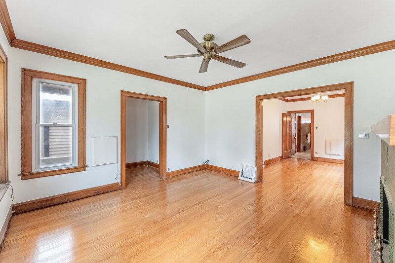 Building Photo - 1302 S 56th Ct