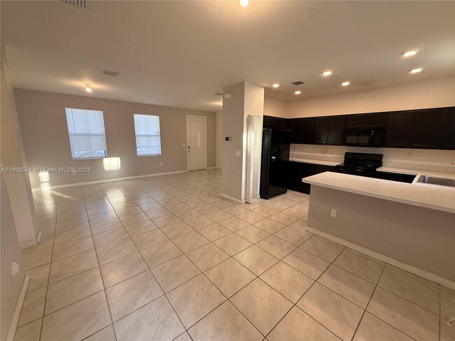 Building Photo - 24340 SW 117th Ave