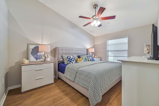 Building Photo - SHORT TERM Rental in Bella Terra - (7.1 - ...