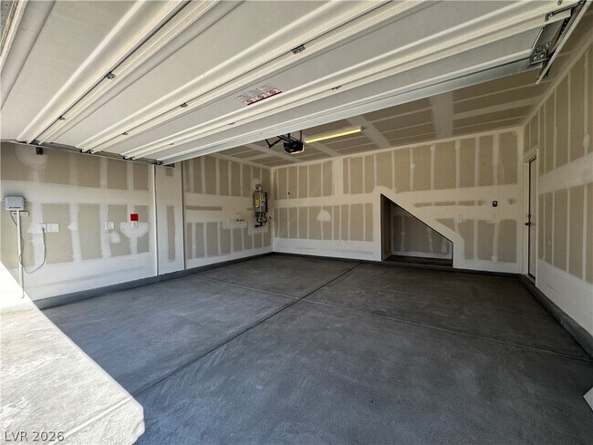 Building Photo - 9250 Innot Ave