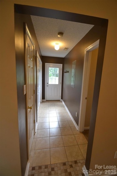 Building Photo - 112 Dundee Ct