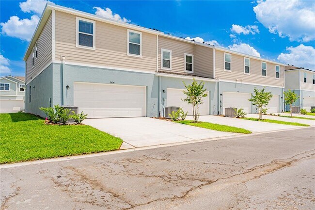 Building Photo - 9656 Peace Dr