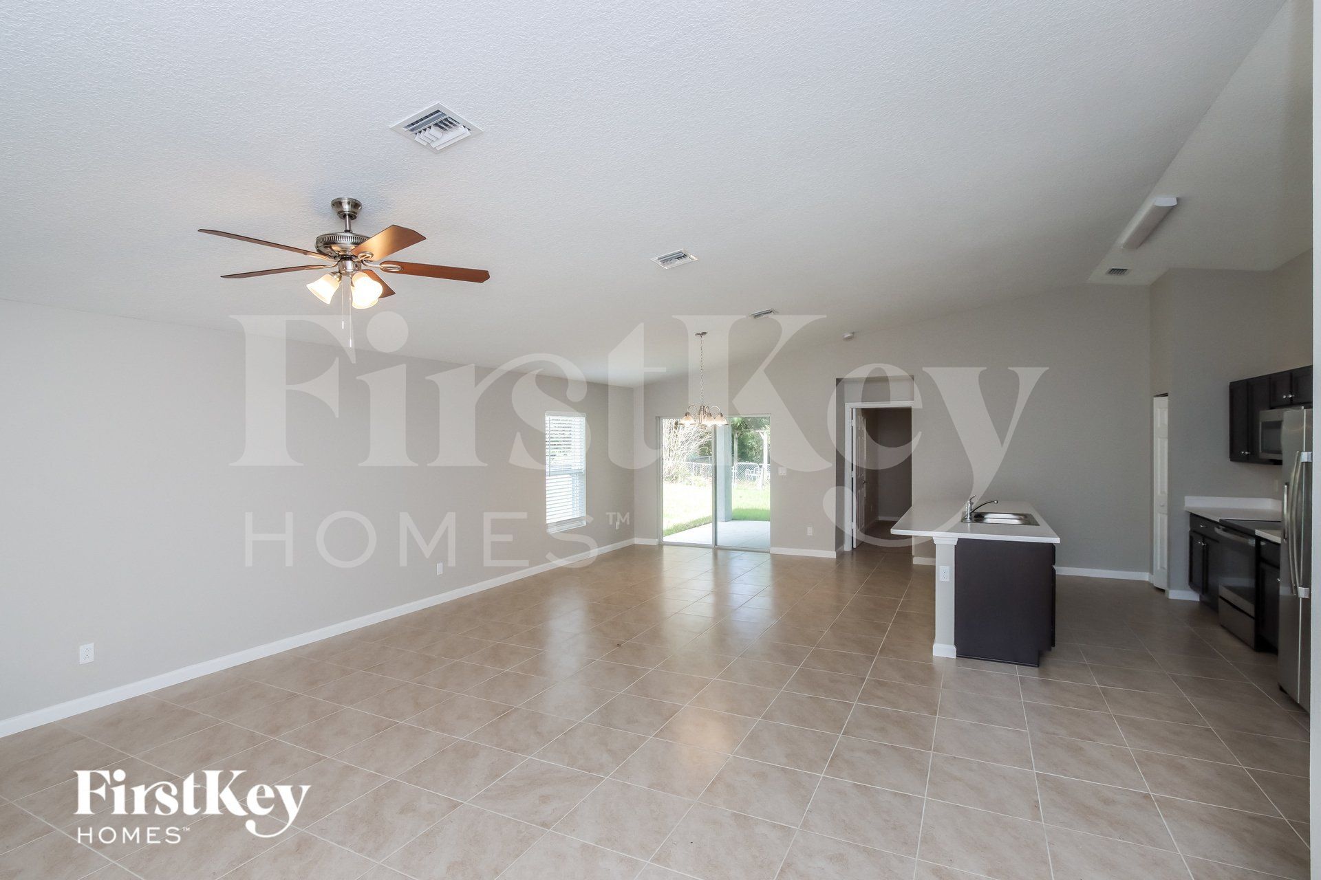 Building Photo - 785 Coconut St SE