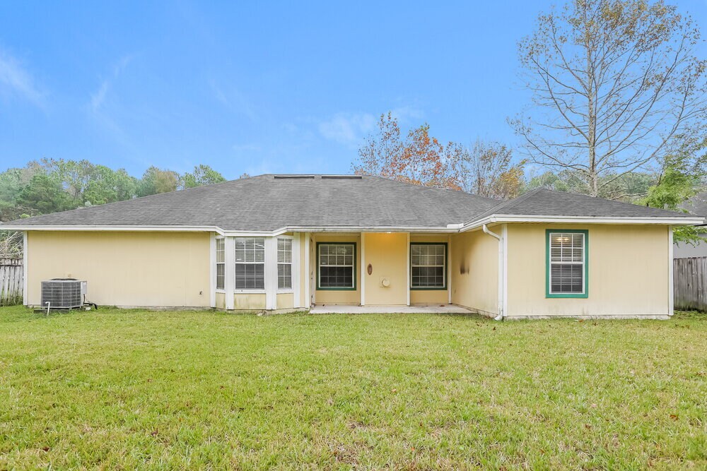 Building Photo - 1694 Aston Hall Dr E