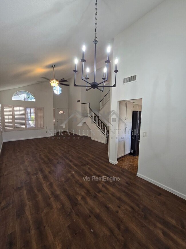 Building Photo - 4314 E Silverwood Dr