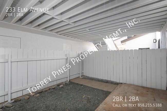 Building Photo - 233 Elm Ave