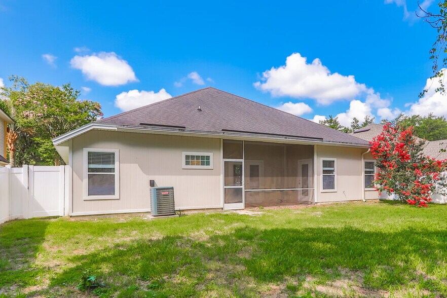 Building Photo - 3146 Wandering Oaks Dr
