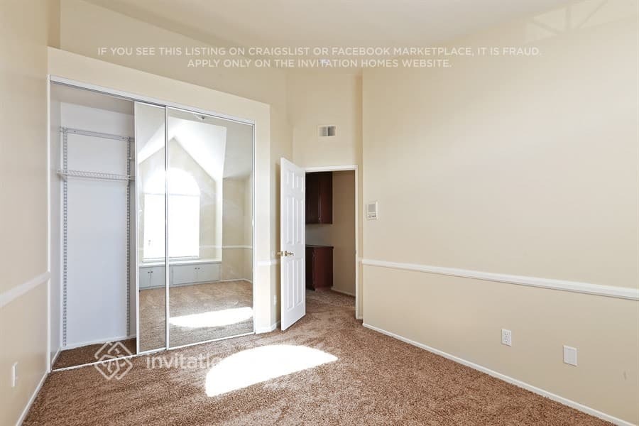 Building Photo - 20325 Calhaven Dr