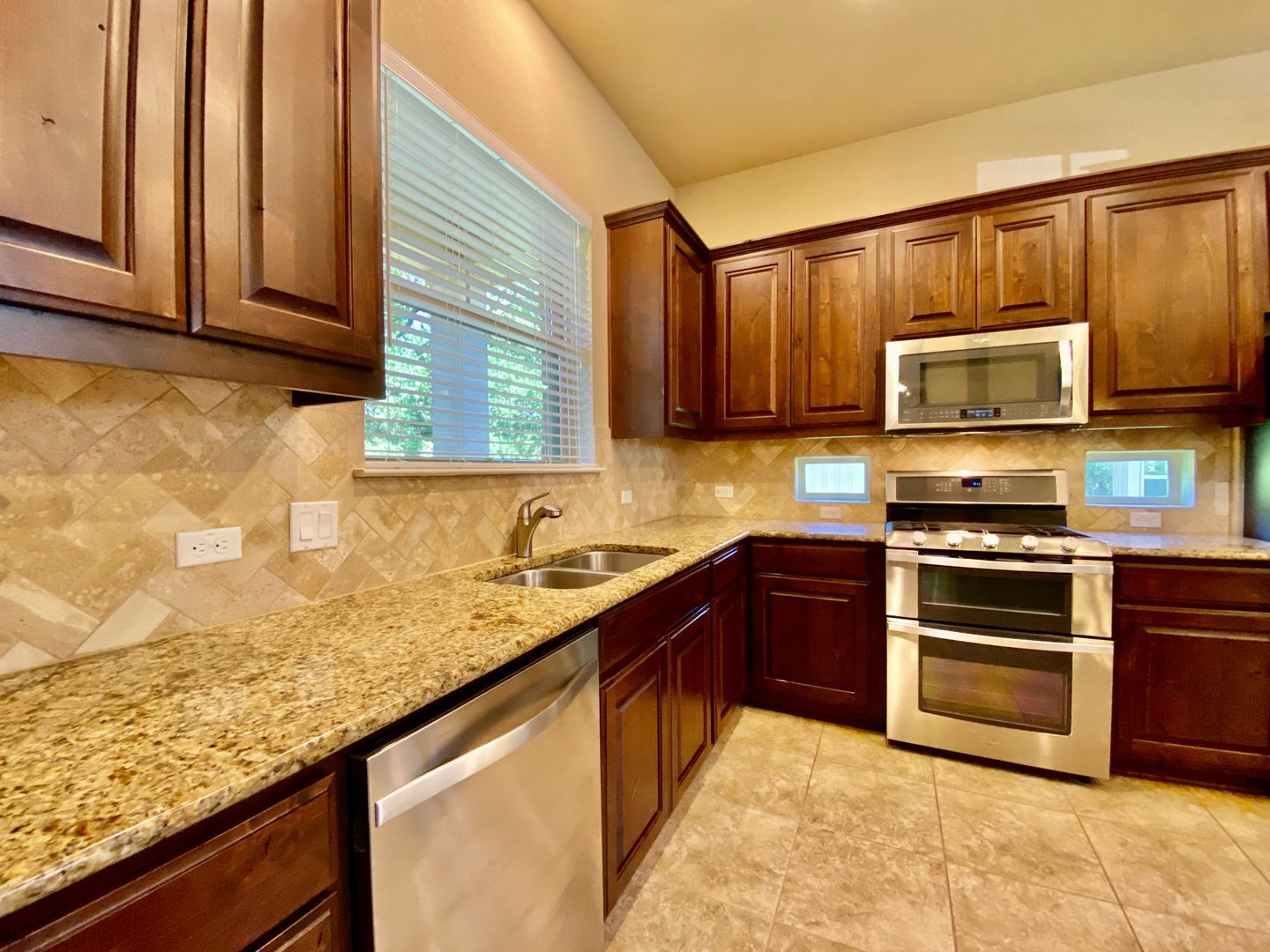 Building Photo - 12437 Gray Camlet Ln