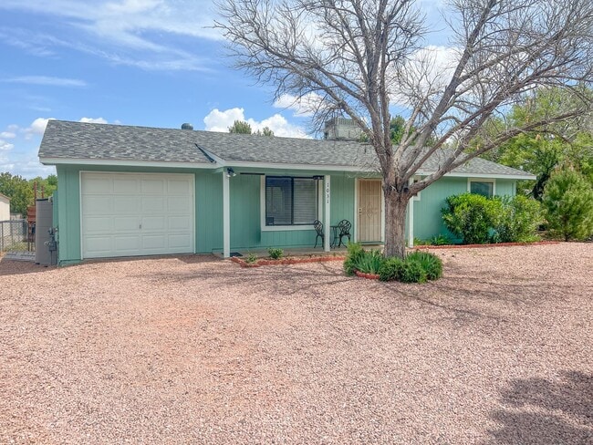Primary Photo - HOUSE - COTTONWOOD