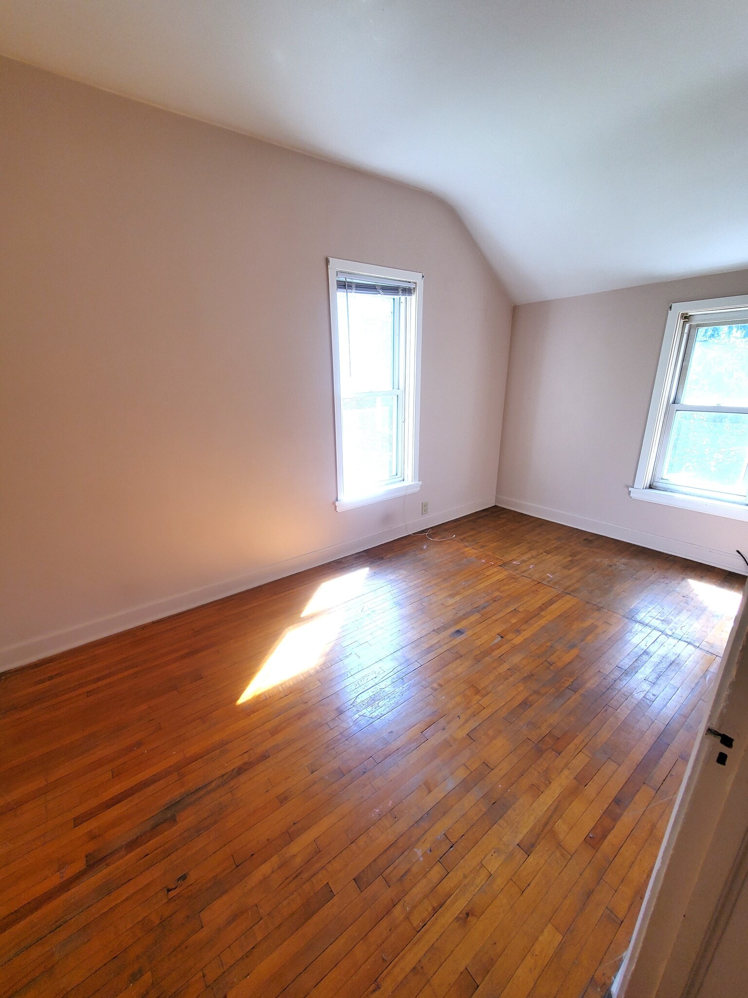 Second Bedroom - 1107 Baxter Ave