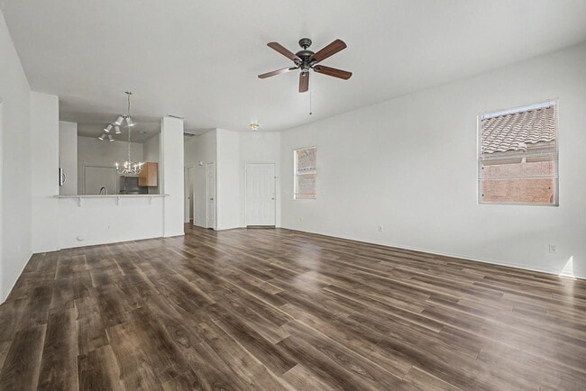 Building Photo - 16489 N Oachs Dr