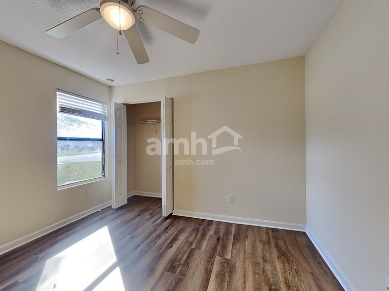 Building Photo - 7344 Rapid River Dr E