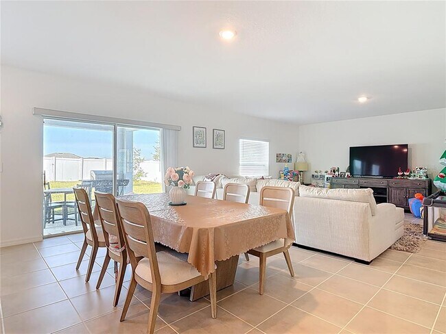 Building Photo - 1146 Calico Pointe Cir