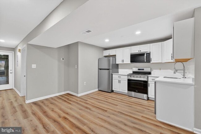 Building Photo - 3629 11th St NW