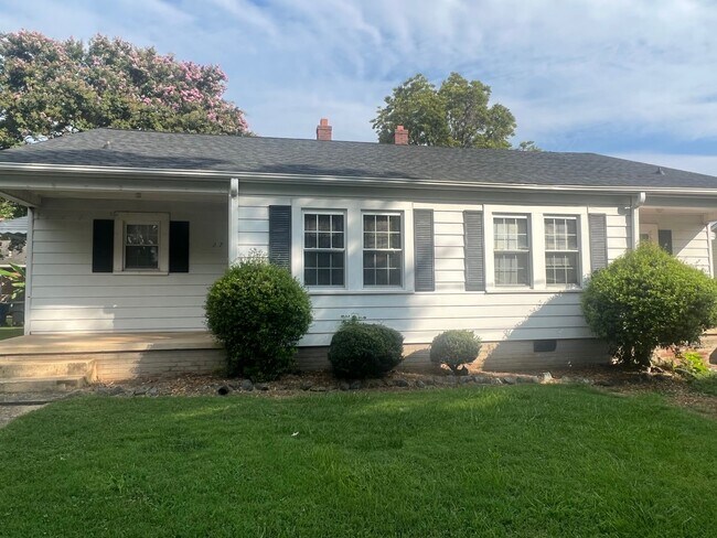 Building Photo - 205/207 WATER STREET