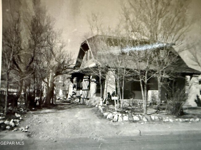 Building Photo - 611 New York Ave