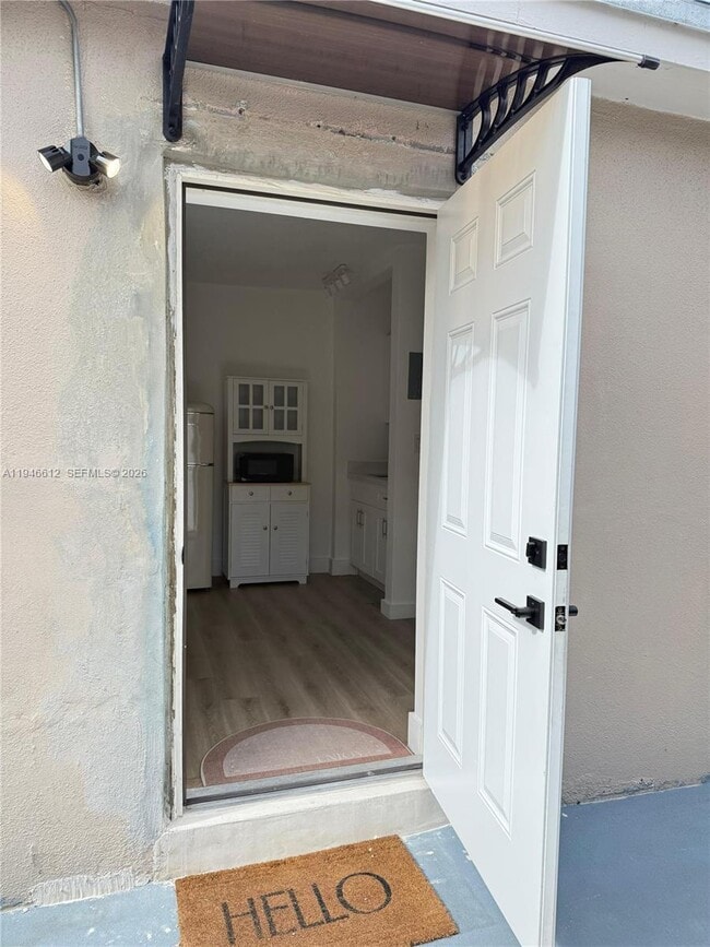 Building Photo - 481 E 31st St