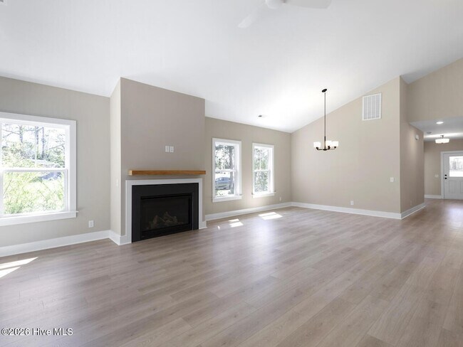 Building Photo - 1314 Carlyle Ln