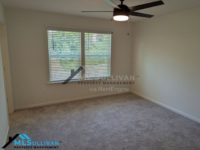 Building Photo - 173 Cabernet Dr