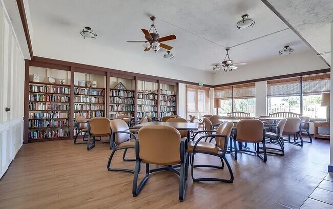 Building Photo - 4030 Mt Acadia Blvd