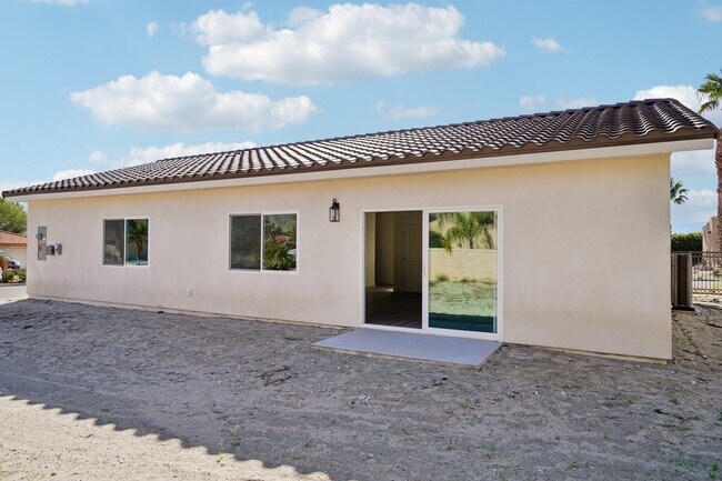 Building Photo - 64382 Spyglass Ave