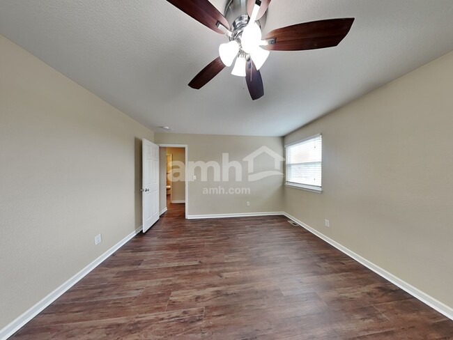 Building Photo - 6565 Monaco Dr