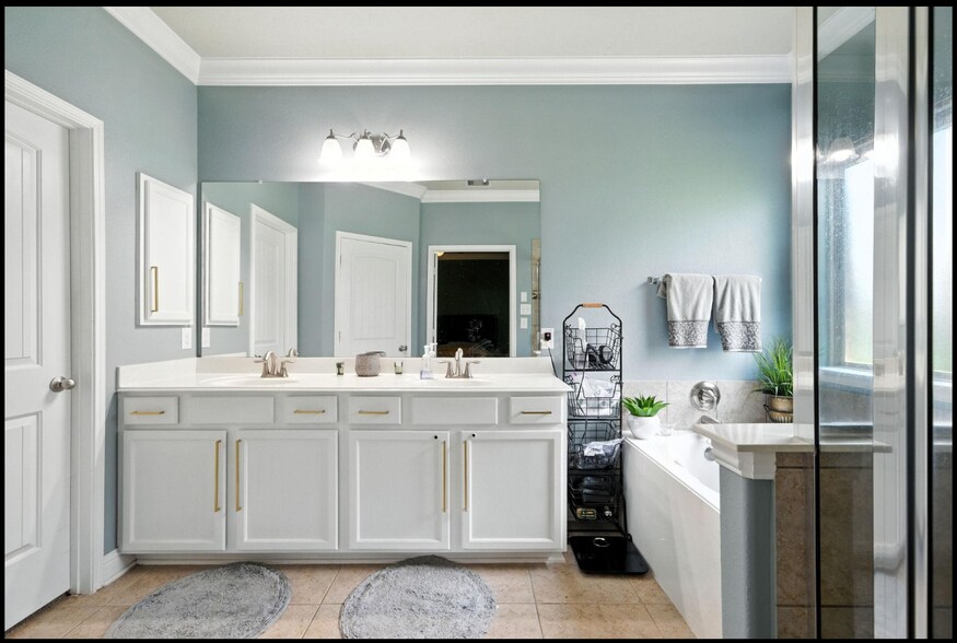 Master Bedroom - 25218 Lockspur Dr