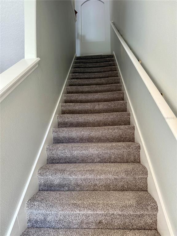 Building Photo - 1040 Sleepy Oak Dr