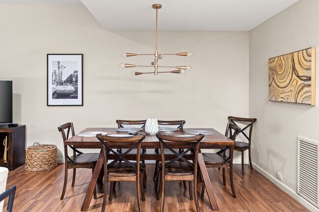 Building Photo - 4525 N 66th St