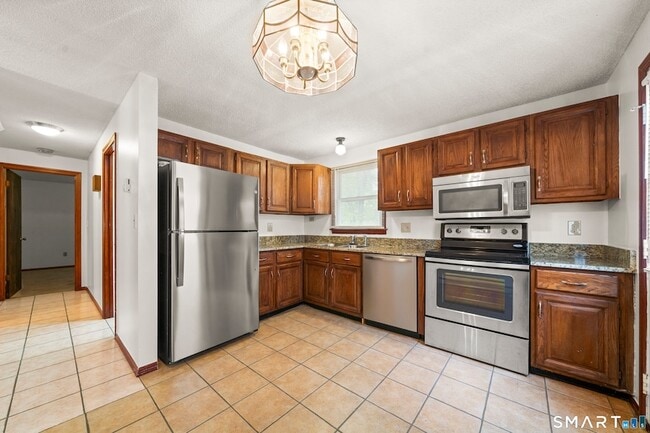 Building Photo - 209 Pne Ln Ext