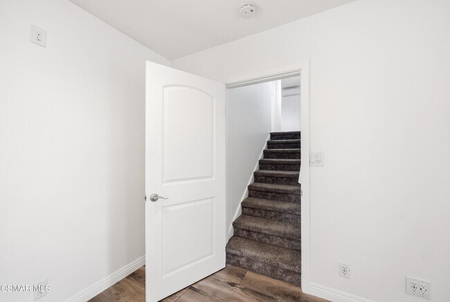 Building Photo - 5076 Escobedo Dr