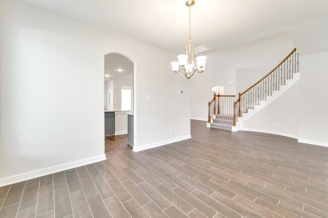 Building Photo - 18906 Whistling Oaks Dr