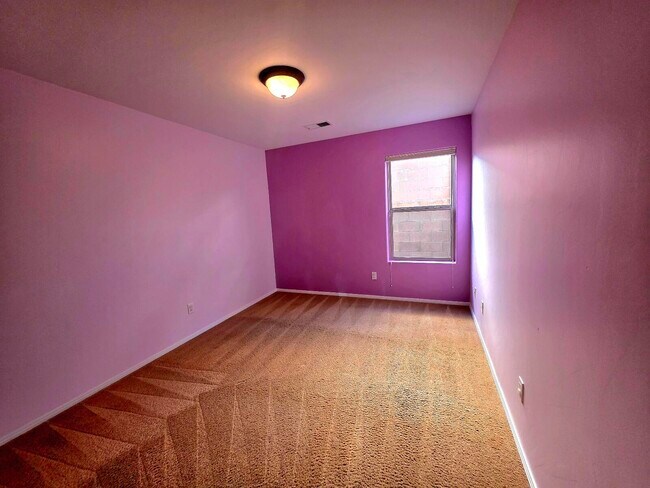 Building Photo - 7327 Blue Cypress Ave NE