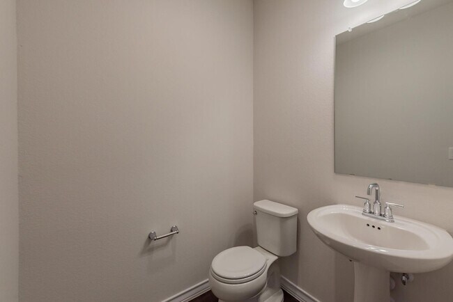 Building Photo - 5302 Mulberry Grove Ln