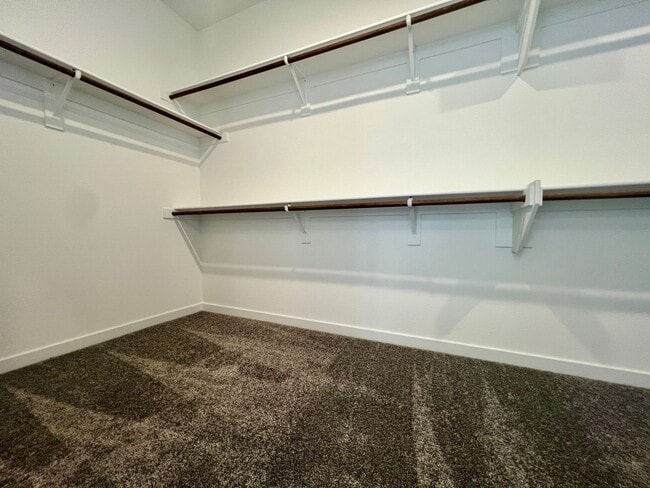 Building Photo - Stunning Newly Built 4-Bedroom, 3-Bathroom Home in Henderson