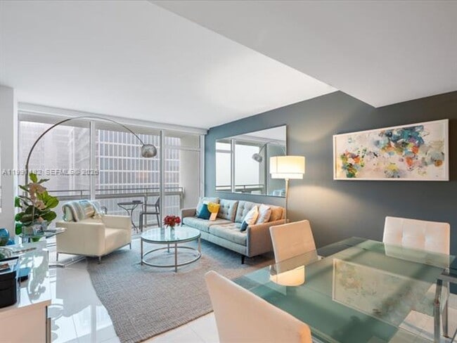 Building Photo - 6801 Collins Ave