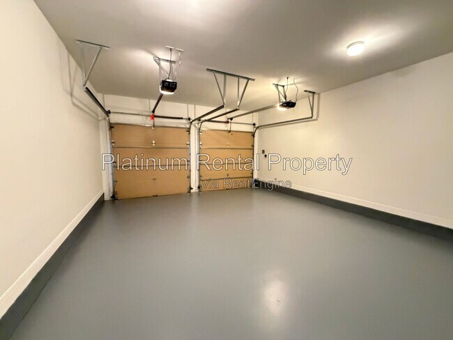 Building Photo - 8015 Wakehurst Pl
