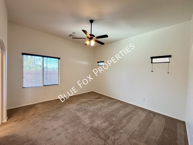 Building Photo - 9906 N Niobrara Way