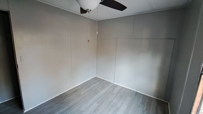 Building Photo - 304 Bayonet Dr