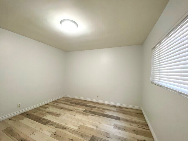 Building Photo - 1450 Butler Ave
